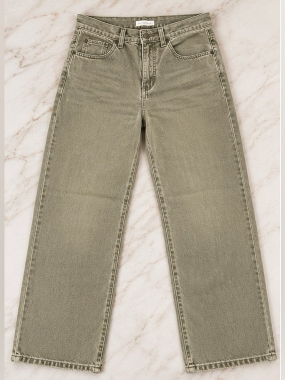 Women's Straight-Leg Jeans in Olive Green